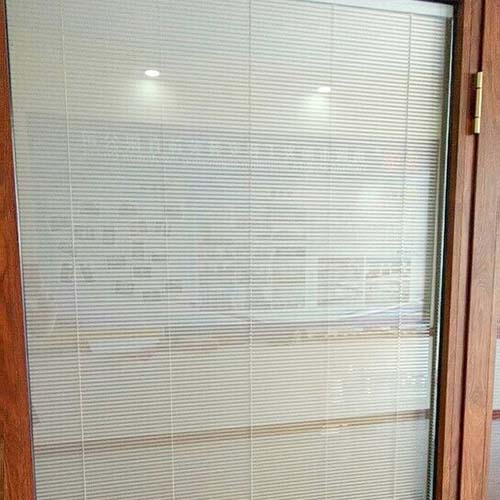 內(nèi)置百葉門(mén)窗